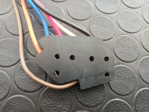 Conector De Suiche Subir Vidrio 2 Botones Chevrolet Sq-1274