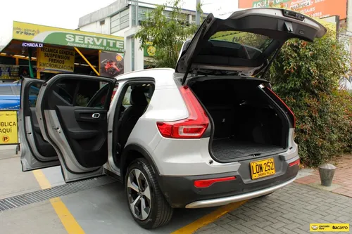 Volvo XC40 2.0 B4 Hibrida At 4x2