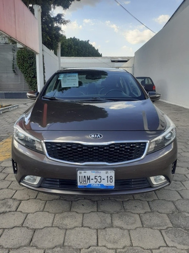 Imagen 4 de 15 de Kia Forte 2.0 Sx At 2017