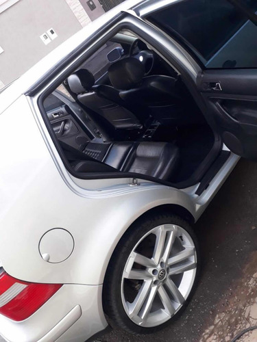 Volkswagen Golf 2003 1.6 Sport 5p