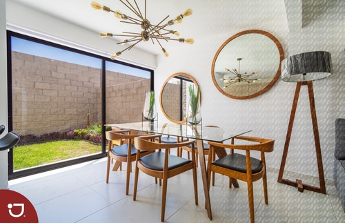 Imagen 3 de 27 de Casa Con Roof Garden A La Venta En Zakia, Querétaro