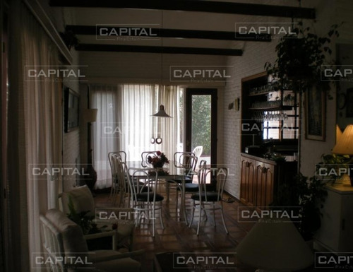 Casa En Alquiler Punta Del Este- Ref: 24784