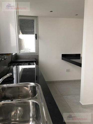 Imagen 9 de 23 de Departamento - La Plata