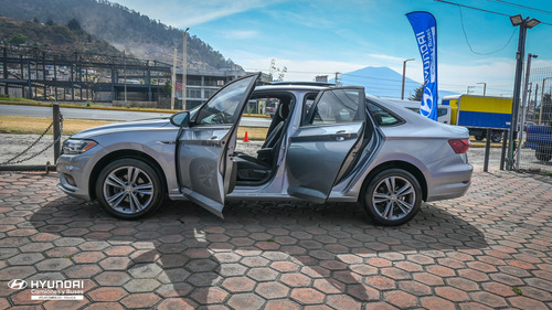 Volkswagen Jetta Rline 1.4