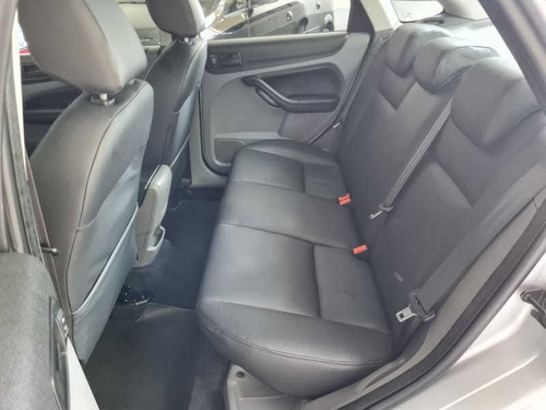 Imagem 10 de 15 de Ford Focus Sedan 2.0 16v 4p
