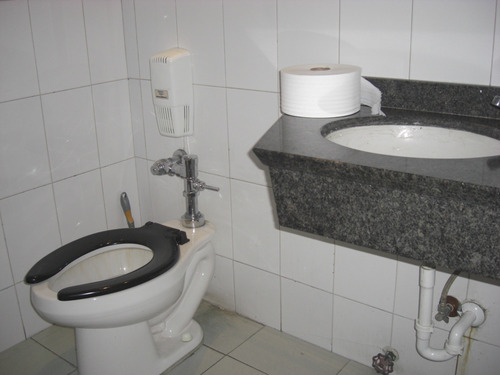 Imagen 23 de 23 de Alquilo Oficina En Piso Alto 385 M2 En Los Palos Grandes 7660