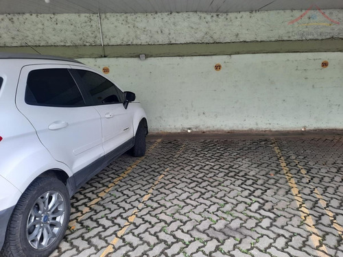 Imagem 13 de 16 de Casinha Charmosa Dentro De Condominio Fechado Com Quintal E Vaga