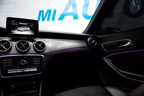 Mercedes-Benz Clase CLA 2.0 250 Cgi Sport At