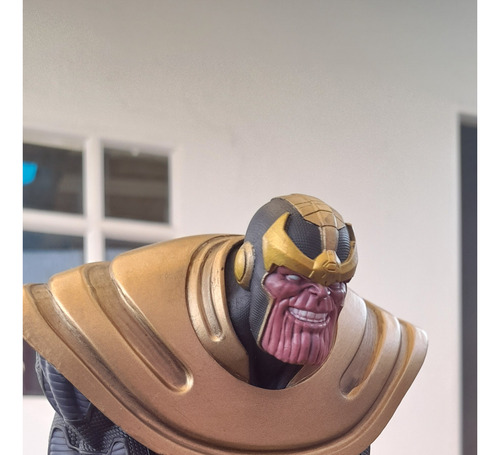 Diamond Select Toys Marvel Gallery: Figura De Pvc De Thanos