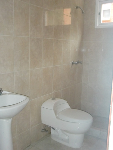 Alto Hatillo Espectacular Vista Pozo De Agua Calle Privada Vigilancia Edificio Nuevo Pisos De Mármol Cocina Ciao Cucine 180mts 4h/4b/ Exclusivo Edificio Nuevo 2 Puestos En Sótano Maletero