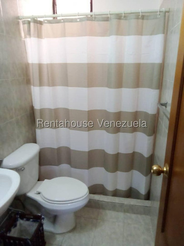 Apartamento En Venta En Colinas De La Tahona De 92 Mtrs2 Pd