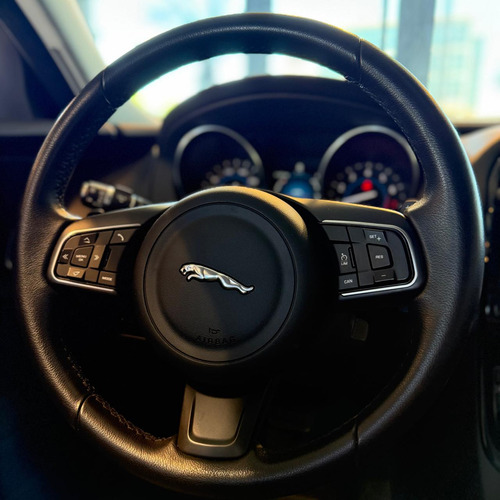 Jaguar XE 2.0 Se 240cv