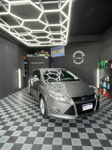 Ford Focus III 2.0 Se Plus At6