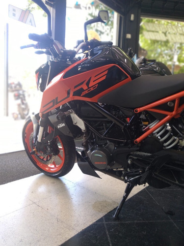 Imagen 6 de 15 de Ktm Duke 200 Ng 2021 Usada Igual A 0km Con Accesorios