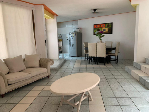 Casa En Venta En Co. La Pradera, Irapuato, Gto.