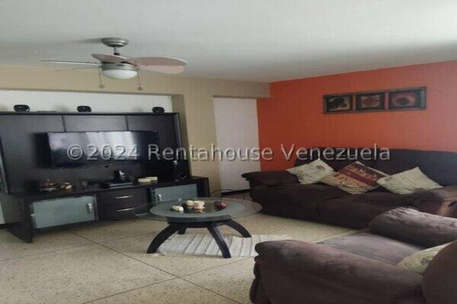 Apartamento En Venta En Las Delicias 24-22554 Yf
