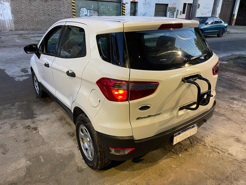 Imagen 9 de 25 de Ford Ecosport 2016 1.6 Se 110cv 4x2