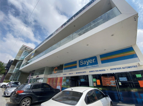 Local En Venta En Plaza Lapizlázuli