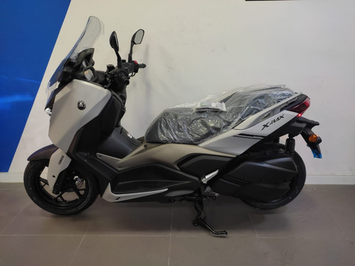 Xmax 250 Connected 2025