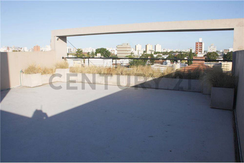 Edificio De Oficinas En Venta La Plata