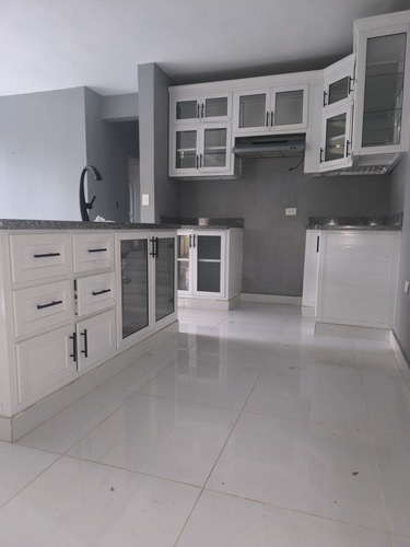 Apartamento De 2 Habitaciones Un Baño Sala Cocina Comedor