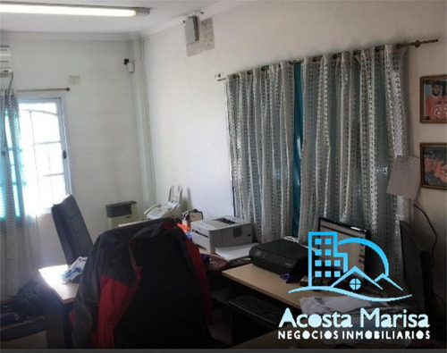 Imagen 8 de 22 de Galpón De Dos Plantas (losa + Parabólico) Y Oficinas