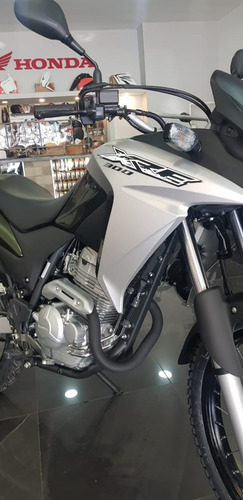 Imagen 1 de 19 de Honda Xre 300 Color Verde
