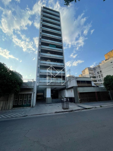 En Venta Departamento De Un Dormitorio En Barrio Norte