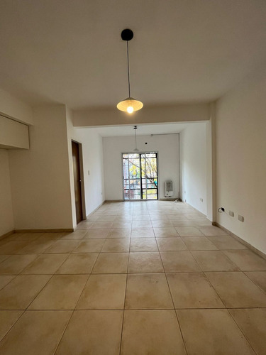 Imagen 7 de 15 de Departamento En Venta, Moron, Monoambiente Impecable Oportunidad