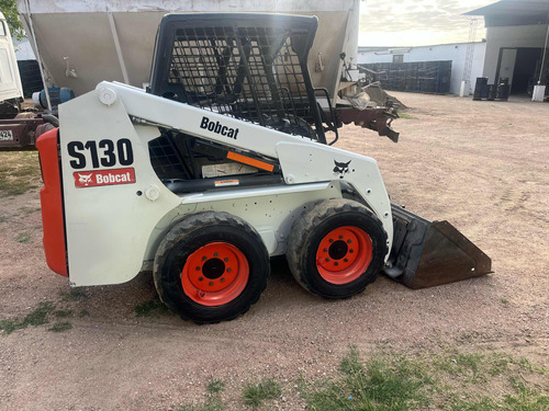 Bobcat  Impecable !! Bobcat S130