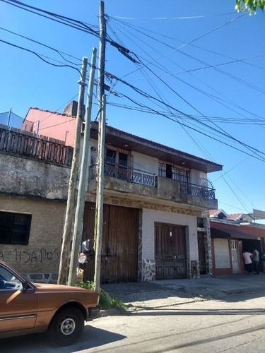 Chalet En Venta En Quilmes Oeste