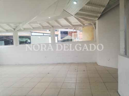 Local Comercial En Arrendamiento C.c Oasis, Av. Intercomunal, Guatire, Miranda
