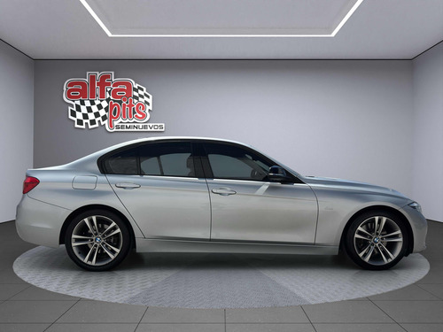 BMW Serie 3 2.0 330ia Sport Line At