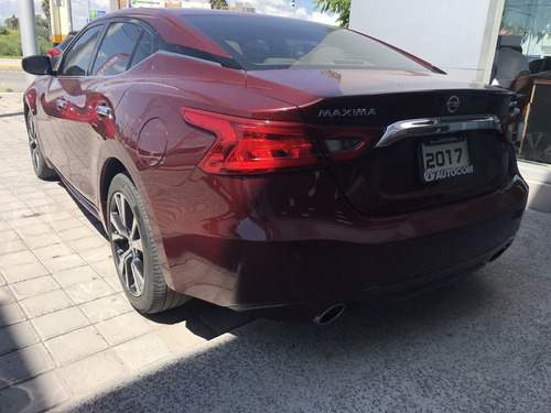 Imagen 9 de 15 de Nissan Maxima 4 Puertas