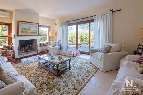Chalet En Venta En San Rafael Proximo Al Mar. 5 Dormitorios + Dep.