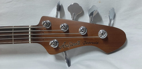 Baixo Aria Pro Ii 313bb/5 Detroit 5 Cdas Bourbon Barrel Destro Bourbon Barrel Fosco 5 (Usado)