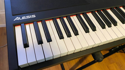 Alesis Concert Piano Digital 88 Teclas 7 Semipesadas Negro