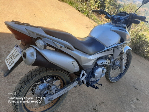 Imagem 2 de 8 de Honda 2013