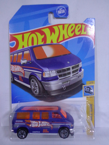 Dodge Van Hot Wheels 66/250 Hkh67