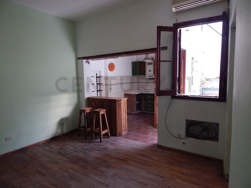 Muy Lindo Ph 3 Amb Con Patio, Terraza- Sin Expensas - Sup. Aerea Propia