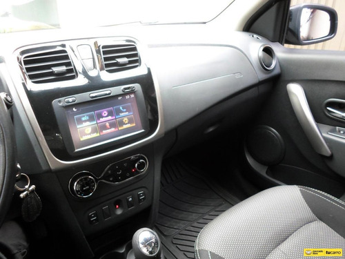 Imagen 12 de 25 de Renault Logan Privilege