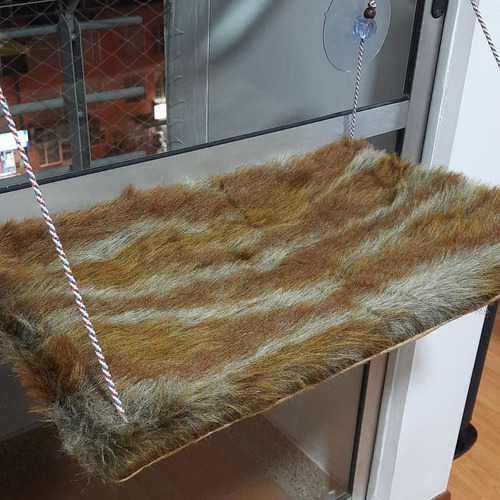 Hamacas De Ventana Para Gatos. Tela De Peluche - Miel Felina