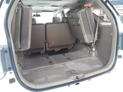 Toyota Hilux Sw4 3.0 Srv 4x4 7 Lugares 16v Turbo