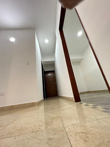 Imagen 13 de 26 de As En Venta Apartamento En San Juan Bautista Lv As