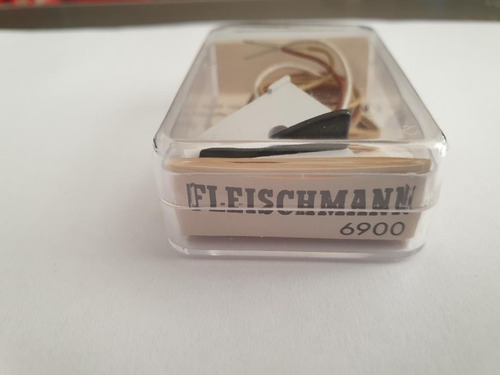 Imagen 2 de 3 de Switch Para Desvìos Fleischmann Escala Ho O N 6900