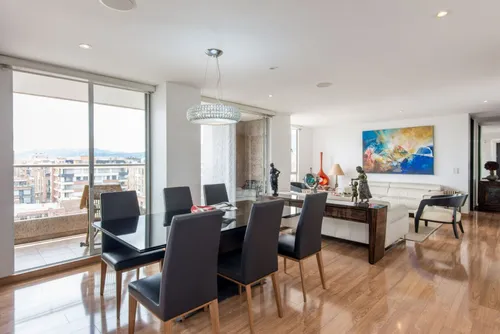 Apartamento En Arriendo En El Chicó. Cod A11006