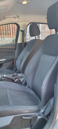 Imagen 11 de 21 de Ford Focus 1.6 S Sedan 2016