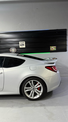 Hyundai Genesis 3.8 Coupe 300cv 6mt