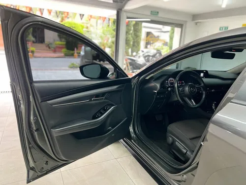 Mazda 3 Touring AT 2.0 2022