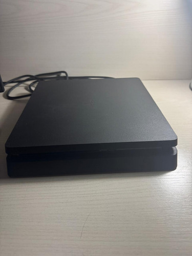 Play Station 4 -edicion Fifa 17 Negro (Usado)